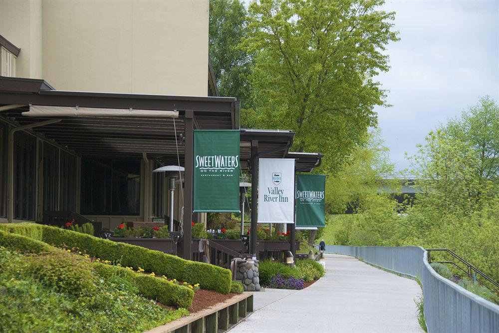 Valley River Inn Eugene Exterior photo
